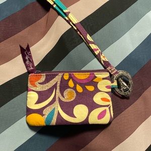 ✨VERA BRADLEY ID LANYARD✨